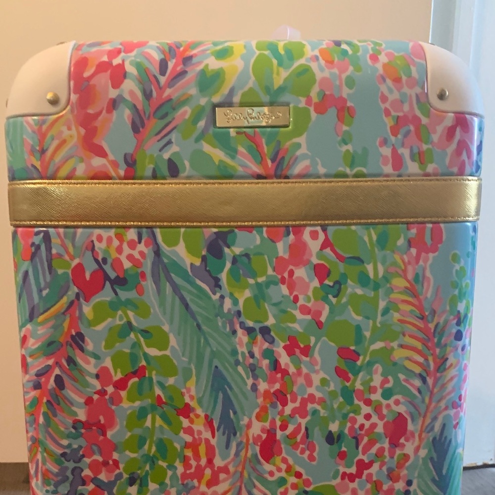 Lilly pulitzer suitcase